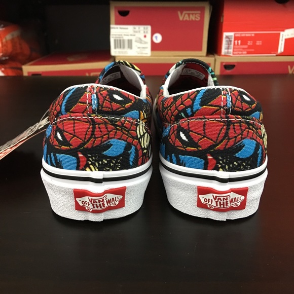 Vans Slip On Marvel Spider Man Black Red Men’s NEW - Picture 5 of 8